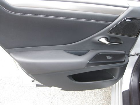 Used 2020 Lexus ES 350 F Sport w/ Accessory Package FWD image 28
