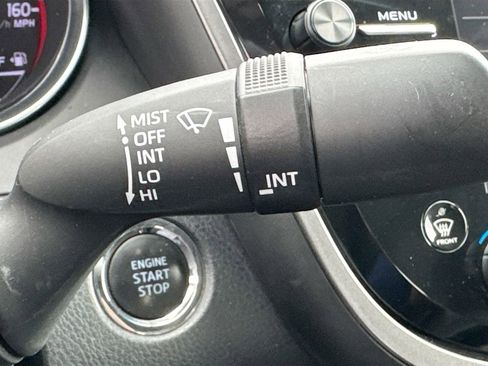 Used 2018 Toyota Camry XSE image 13