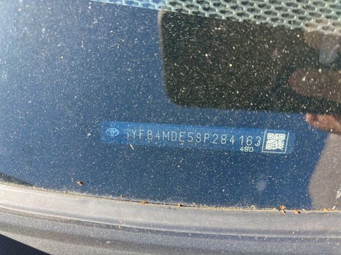 Used 2025 Toyota Corolla LE image 9