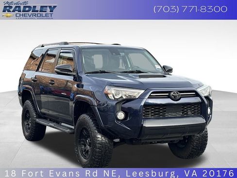 Used 2020 Toyota 4Runner Venture image 8