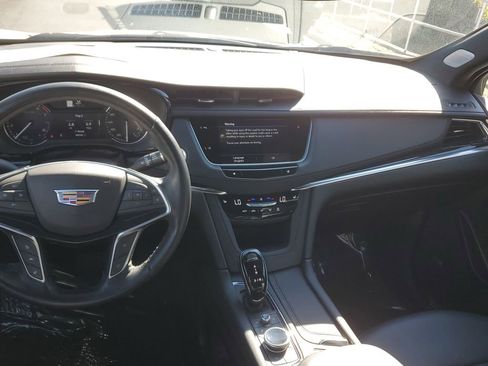 Certified 2024 Cadillac XT5 Premium Luxury image 19