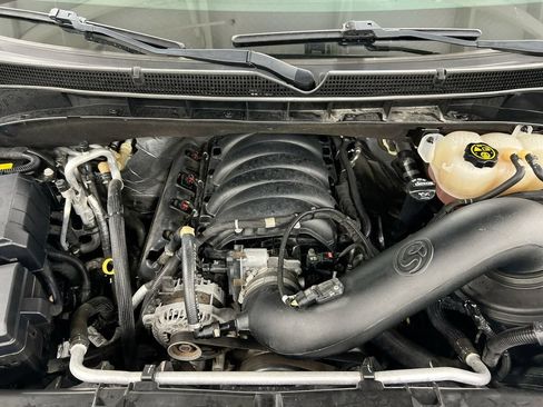 Used 2022 GMC Yukon XL SLT w/ SLT Premium Package AWD/4WD image 27