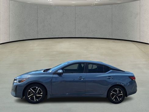 Used 2024 Nissan Sentra SV w/ All-Weather Package FWD image 2