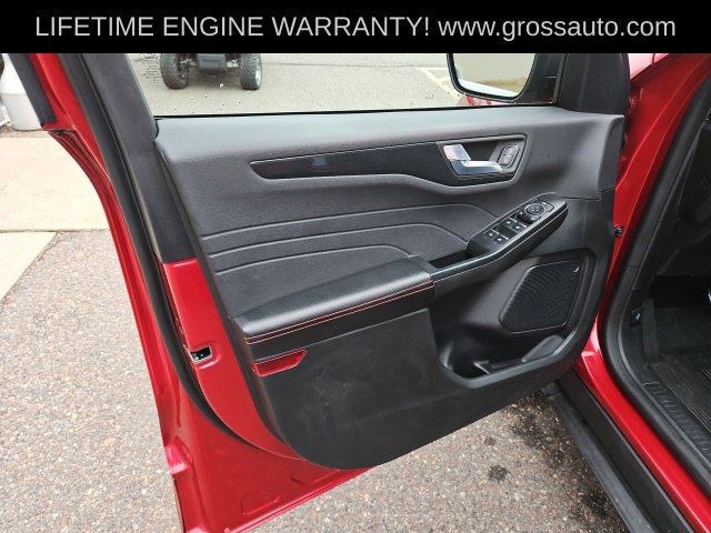 Used 2023 Ford Escape ST-Line w/ Tech Pack #1 AWD/4WD image 17