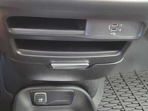 New 2026 Chrysler Voyager LX FWD image 31
