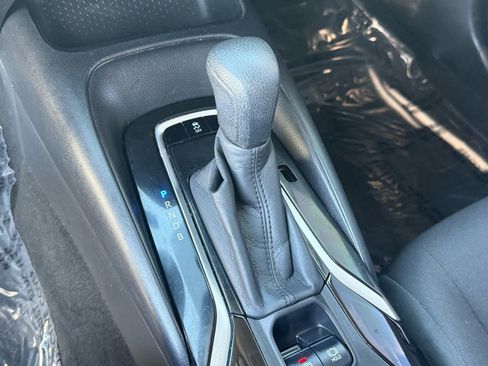 Used 2020 Toyota Corolla LE image 24