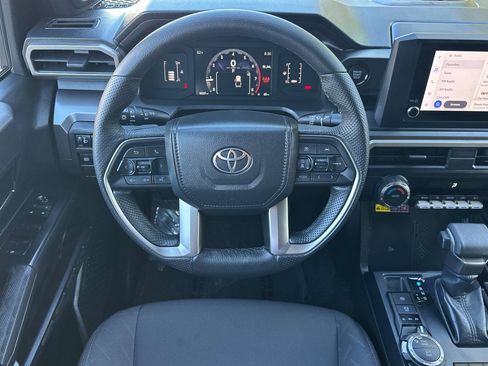 Certified 2025 Toyota Tacoma SR5 image 17