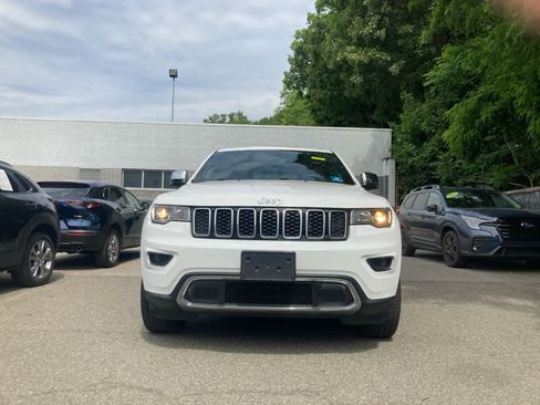 Used 2020 Jeep Grand Cherokee Limited AWD/4WD image 21