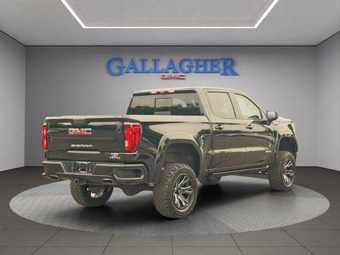 Used 2022 GMC Sierra 1500 AT4 w/ AT4 Premium Package AWD/4WD image 4