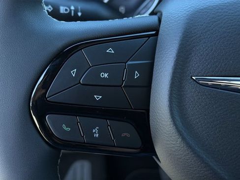 New 2026 Chrysler Pacifica Limited w/ S Appearance Package FWD image 25