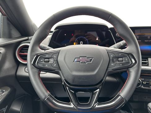 Used 2024 Chevrolet Trax RS w/ Driver Confidence Package FWD image 17