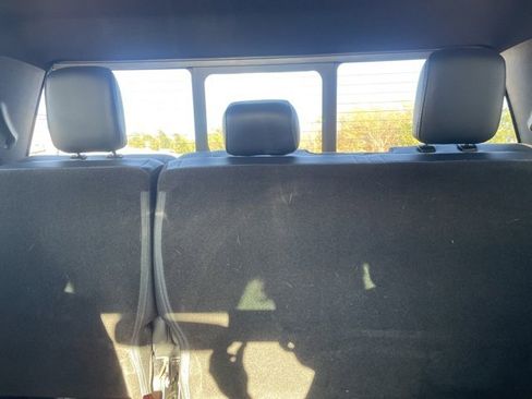 Used 2023 Ford F150 Lariat w/ Equipment Group 502A High image 11