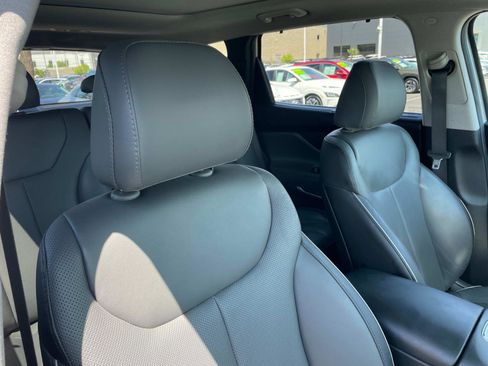 Used 2023 Hyundai Santa Fe Limited image 29