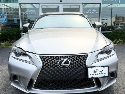 Used 2016 Lexus IS 200t w/ F Sport Package RWD image 2