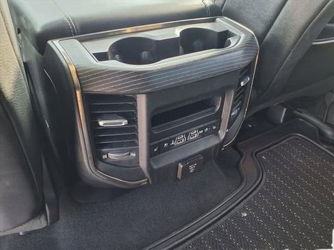 Used 2019 RAM 1500 Limited image 10