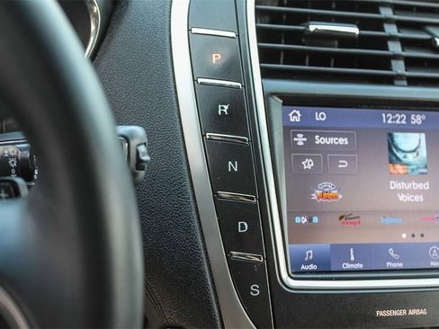 Used 2020 Lincoln Nautilus Reserve w/ Equipment Group 201A image 24