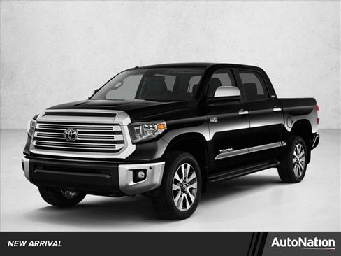 Used 2018 Toyota Tundra SR5 image 1