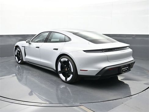 New 2025 Porsche Taycan image 3