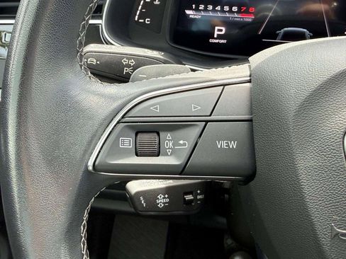 Used 2023 Audi Q8 Premium w/ Convenience Package AWD/4WD image 39