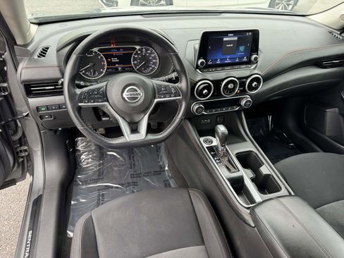 Used 2021 Nissan Sentra SR w/ Electronics Package image 2