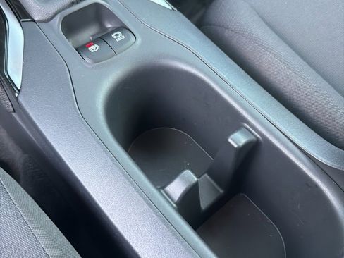 Used 2024 Toyota Corolla Cross LE image 18