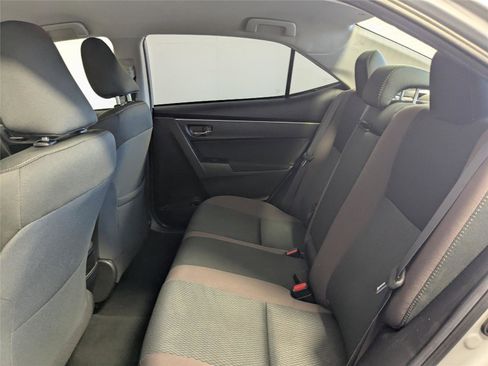 Used 2018 Toyota Corolla LE image 26