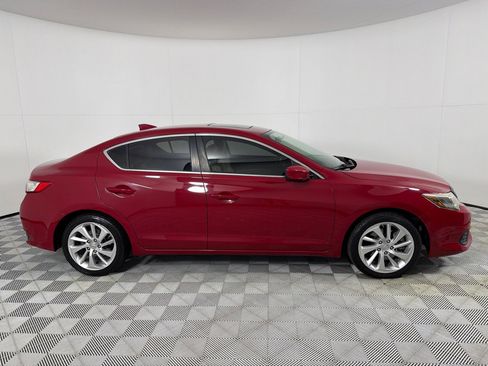 Used 2017 Acura ILX image 4