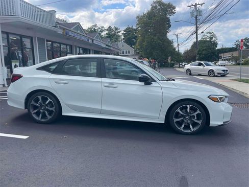 New 2026 Honda Civic Sport Touring image 4