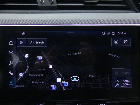 Used 2024 Audi Q8 e-tron Prestige image 9