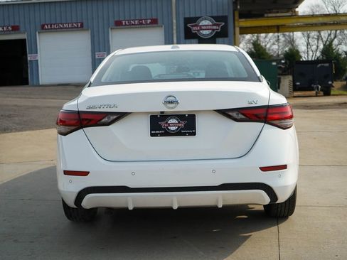 Used 2022 Nissan Sentra SV image 13