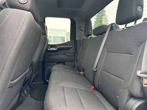 Used 2023 Chevrolet Silverado 1500 LT image 31