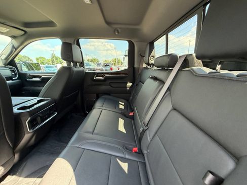Used 2024 GMC Sierra 1500 Elevation w/ Elevation Premium Package AWD/4WD image 16