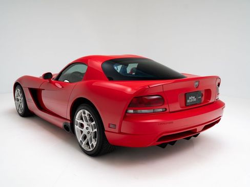 Used 2006 Dodge Viper SRT-10 RWD image 10