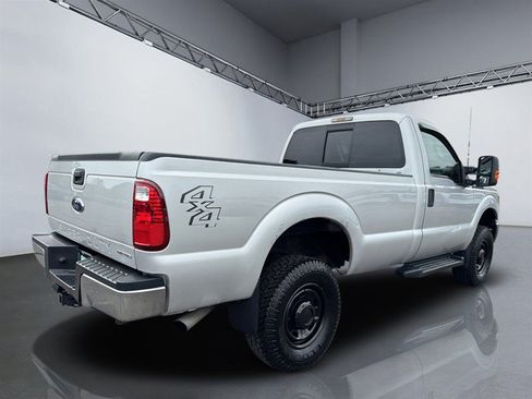 Used 2015 Ford F250 XL w/ Power Equipment Group AWD/4WD image 8