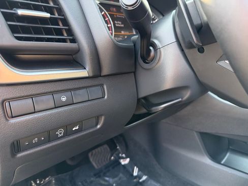 Used 2026 Nissan Rogue SV AWD/4WD image 19