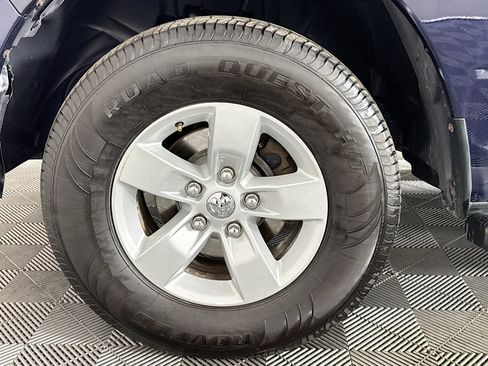 Used 2017 RAM 1500 Classic SLT image 36