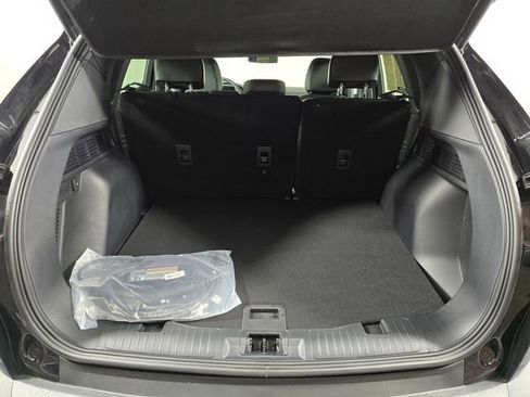 Used 2024 Ford Escape SE w/ PHEV Premium Package image 16