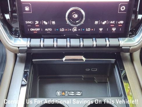 New 2026 GMC Yukon Denali Ultimate w/ LPO, Floor Liner Package AWD/4WD image 15