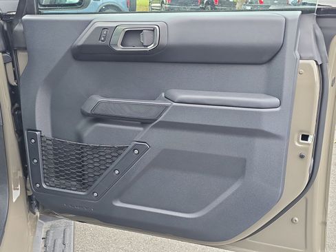 New 2025 Ford Bronco Outer Banks image 38