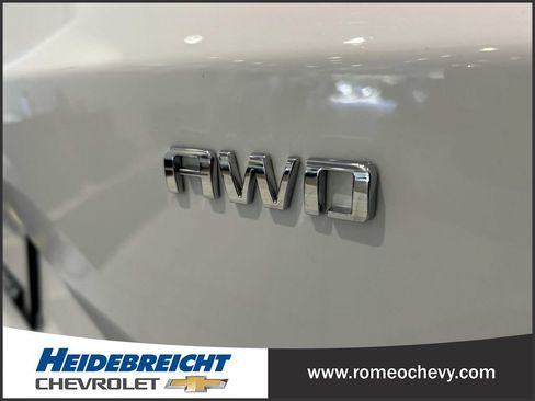 Used 2024 Chevrolet Blazer EV LT AWD/4WD image 36
