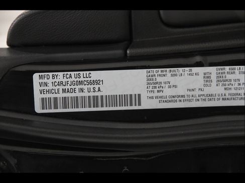 Used 2021 Jeep Grand Cherokee Summit w/ Platinum Series Group AWD/4WD image 25