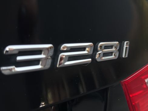 Used 2011 BMW 328i xDrive 328i xDrive Sedan 4D image 1