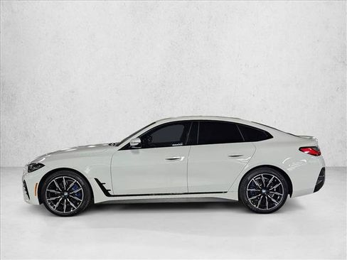 Used 2022 BMW 430i Gran Coupe w/ M Sport Package RWD image 9