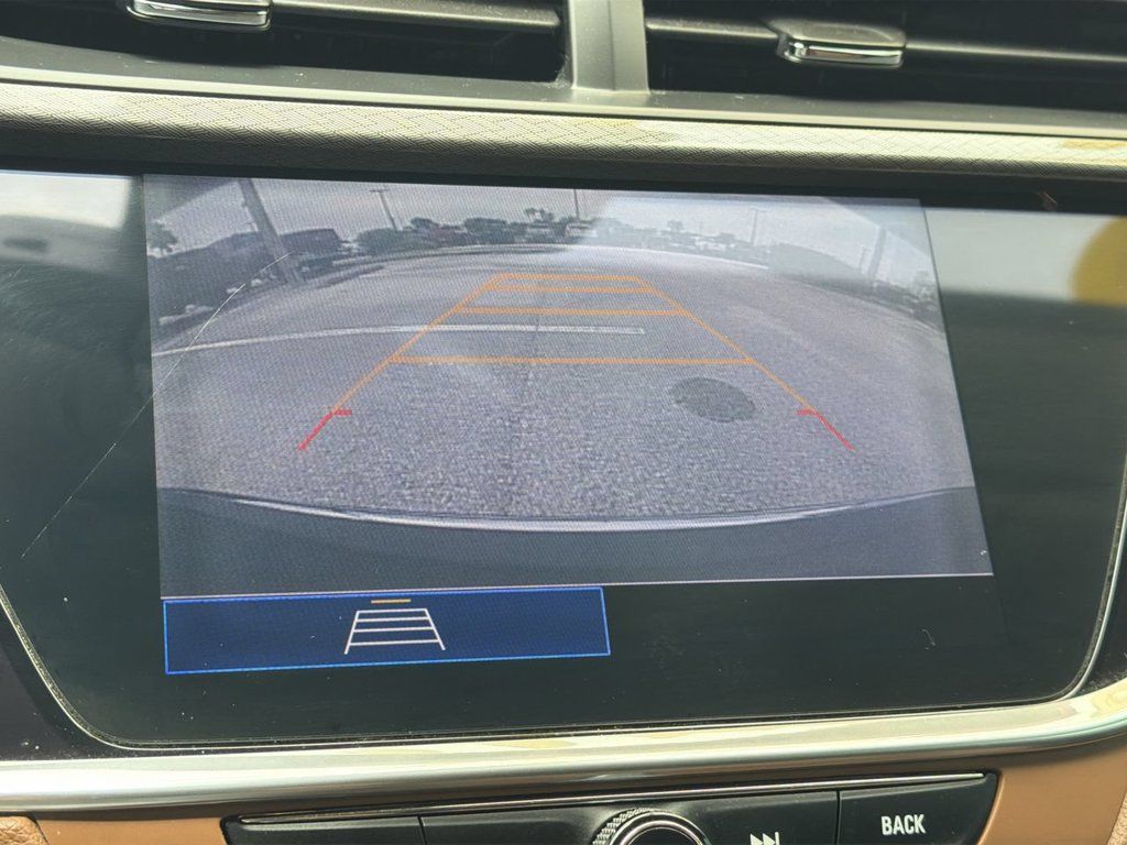 Used 2020 Buick Encore GX Essence FWD image 21