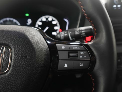 Used 2024 Honda Pilot TrailSport image 27