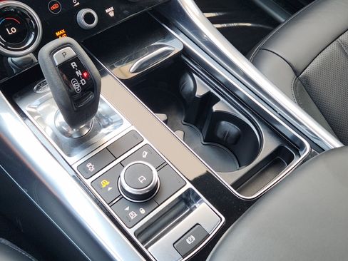 Used 2021 Land Rover Range Rover Sport HST AWD/4WD image 16