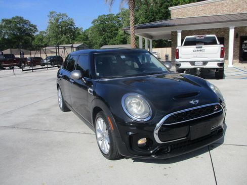 Used 2017 MINI Cooper Clubman S image 5
