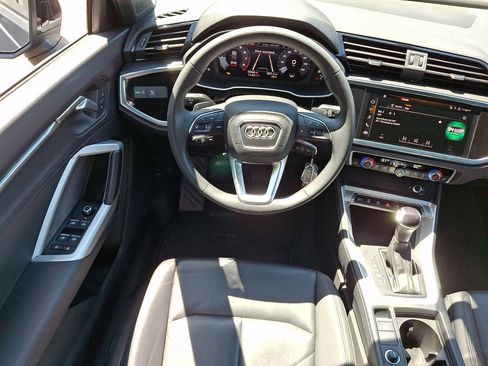 Used 2025 Audi Q3 2.0T Premium AWD/4WD image 21
