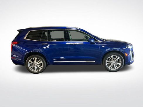 Used 2025 Cadillac XT6 Premium Luxury w/ LPO, Floor Liner Package AWD/4WD image 6