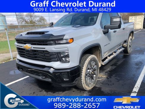 Used 2024 Chevrolet Silverado 2500 Custom w/ Custom Value Package image 1